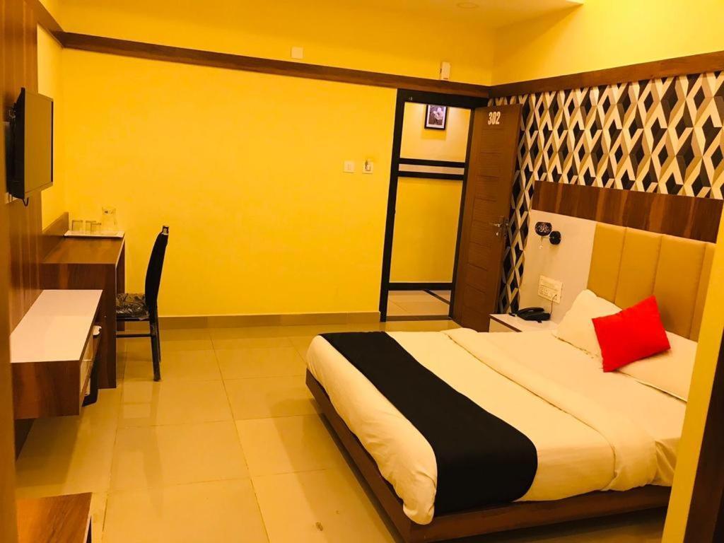 Hotel Keerthana Puttur Puttur  Εξωτερικό φωτογραφία